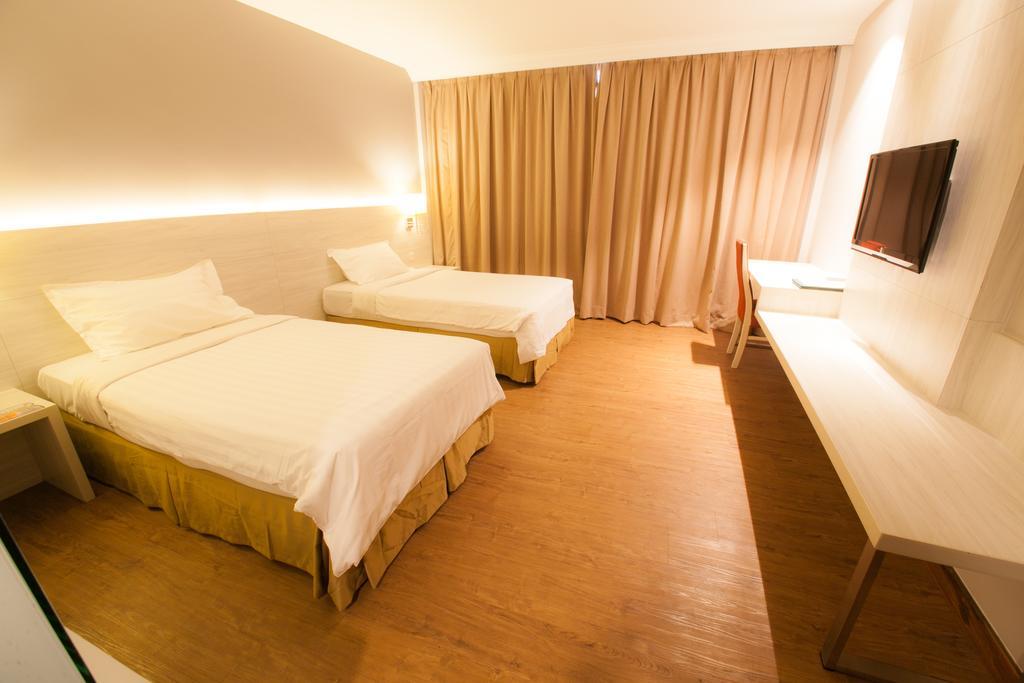 Hotel Malaysia George Town Oda fotoğraf