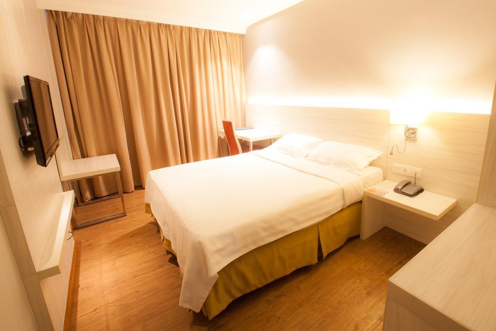 Hotel Malaysia George Town Oda fotoğraf