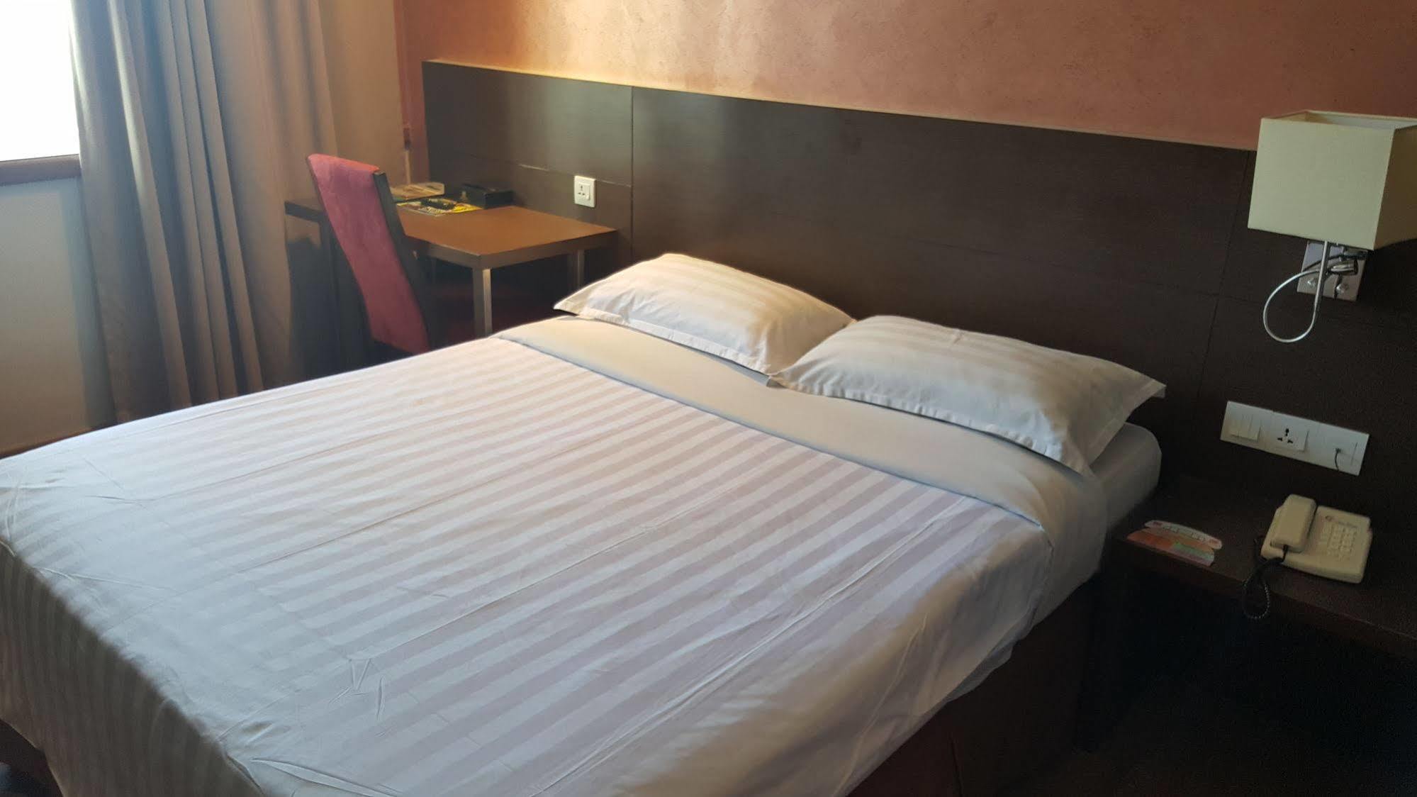 Hotel Malaysia George Town Dış mekan fotoğraf
